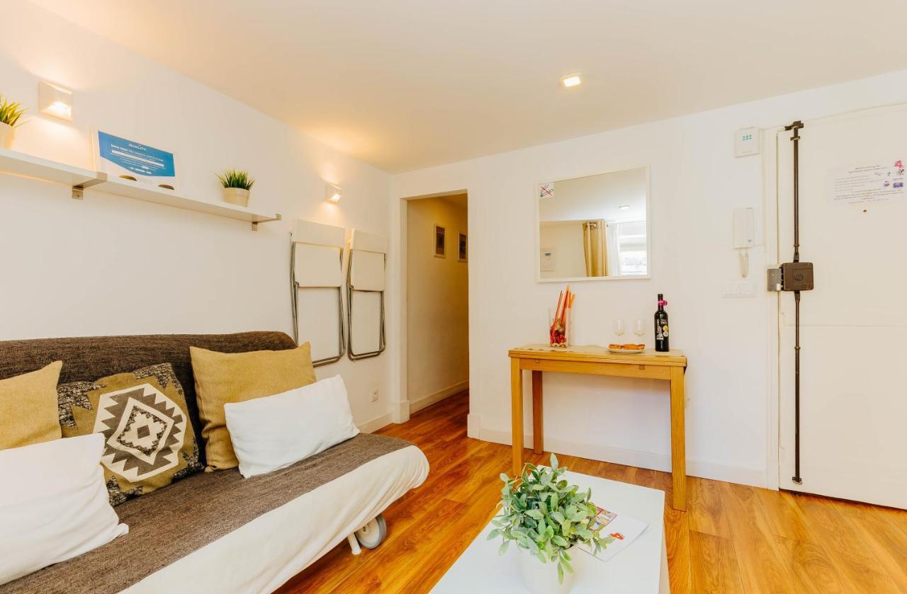 Rent4Rest Bairro Alto Charming 1Bd Apartment Lisboa Eksteriør billede