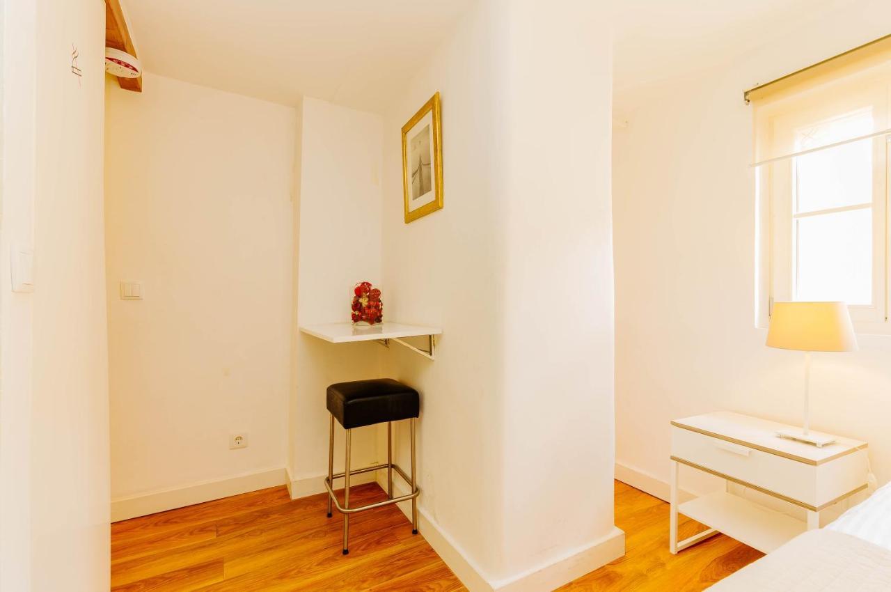 Rent4Rest Bairro Alto Charming 1Bd Apartment Lisboa Eksteriør billede