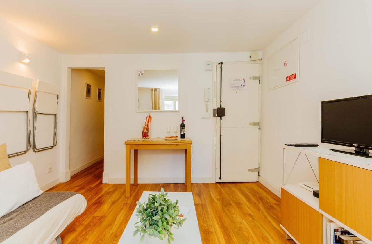 Rent4Rest Bairro Alto Charming 1Bd Apartment Lisboa Eksteriør billede